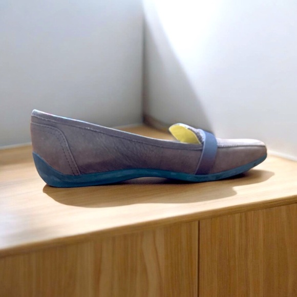 GEOX Brown Suede Loafers Size 39 Square Toe Gold Hardware - Picture 2 of 7